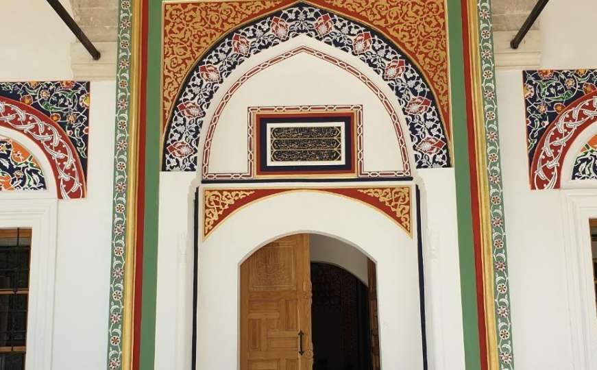 Prva Lejletul-Kadr u Aladži od obnove: U džamiji će se ostati do zore
